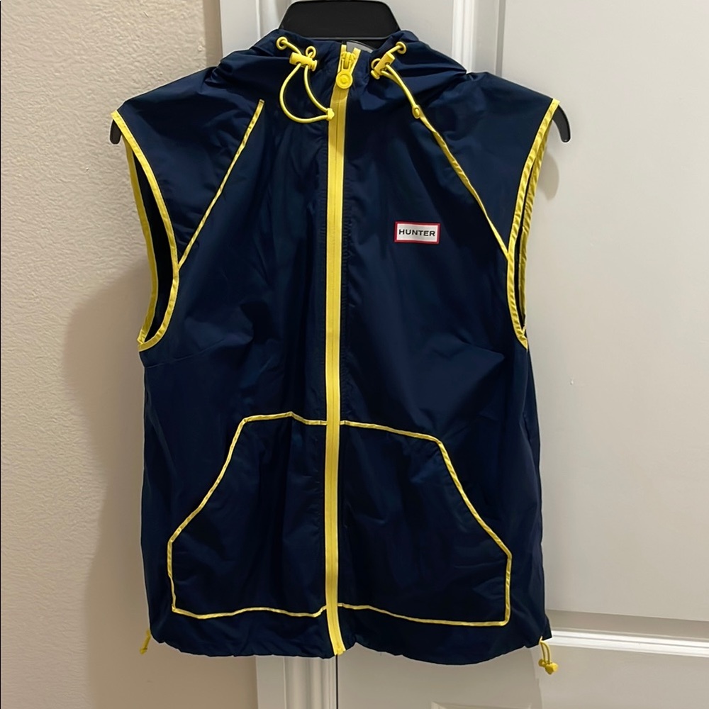 Hunter Navy and Yellow Hooded Vest